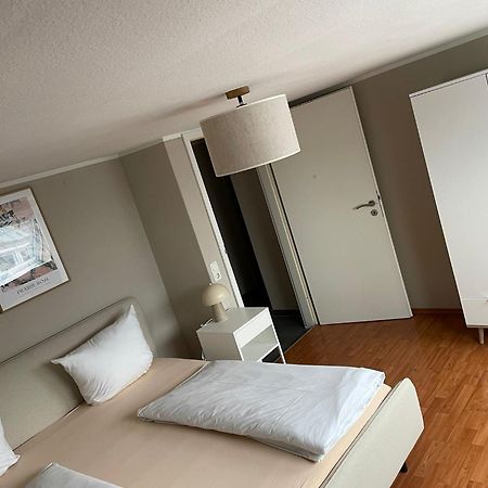 Homie Stay Schiestlstrasse - Moderne Dachgeschosswohnung Mit 2 Schlafzimmern Würzburg Eksteriør bilde